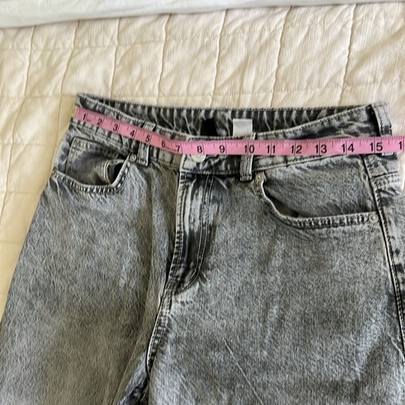 H&M Divided Gray Wide-Leg Jeans - Picture 2 of 8